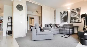 7320 Walk to Noosa Main Beach - Image 5