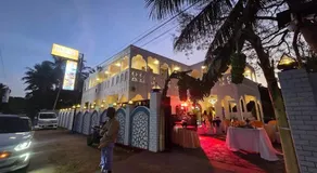 Nothern Empire Guest House& Restaurant , juice bar - Image 4
