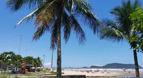 CASA DE PRAIA COM DUAS PISCINAS E GARAGEM - Image 4