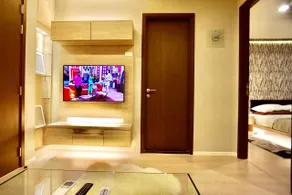 Luxury Apartment near Downtown (Pick-up Service) - Image 4
