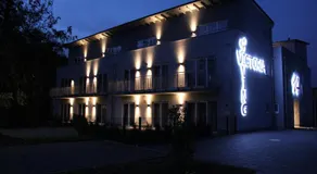 Victoria Living - Image 2