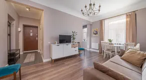 Stylish Latvian Classic 1-Bedroom Apartment Near City Center, Parks & Public Transport Links - Image 2