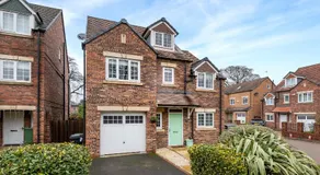 9 College Court Spacious, Modern 4-Bed Townhouse in York - Pass the Keys - Image 4