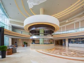 Lumeijia Tianhong Hotel Close to Line 3, Luggage storage, Newly opened - Image 2