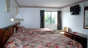 Home Style Inn - Image 5