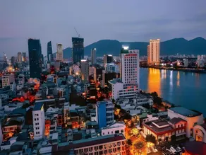 Moonlight Hotel Da Nang - Near Dragon Bridge - Image 4