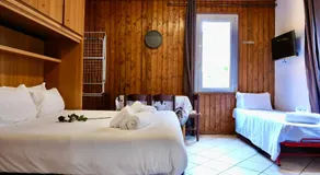The Courtyard Retreat - Image 2