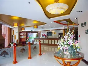 GreenTree Inn Taicang Baolong Square Hotel - Image 2