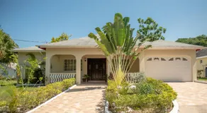 Tropical Escape Villa - Image 3