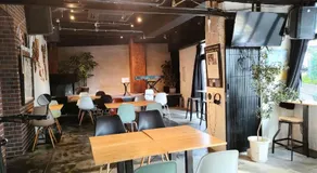 Tokyo Guest House Ouji Music Lounge - Image 3