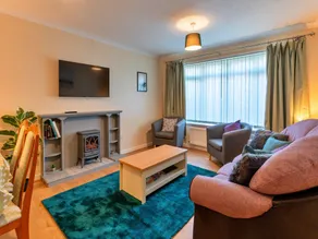 Bungalow in Burnham-on-Sea near Sandy Beaches - Image 2