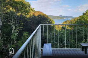 ist villa 07: Hilltop Lookout, Sleeps 6 - Image 3