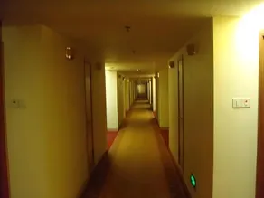 Zhengzhou Airport Hotel - Image 2