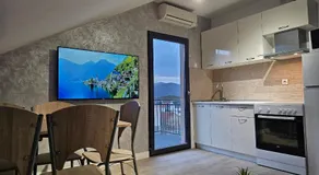 Apartments Vraneš Tivat - Image 3