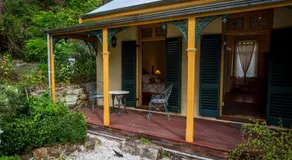 Tizzana Winery Bed and Breakfast - Image 4