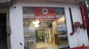 Red Leaf Hotel - Image 4