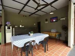 D' Qamar Guesthouse - Image 2