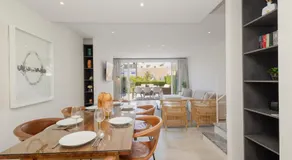Townhouse in first line beach, Bahia de Marbella, Marbella - Image 5