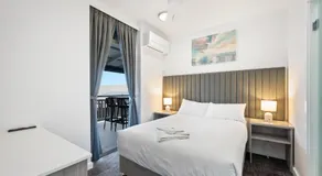 Palace Hotel Proserpine - Image 2