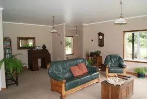 Gully Retreat Karapiro - Image 2