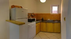 Vis a Vis Apartments - Image 4