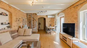 Thrapsano House with Private Pool for Families by Hospi Living - Image 2