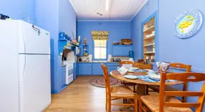 Winery Cottage - Image 4