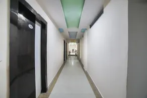 OYO 70175 Hotel Green Palace - Image 3