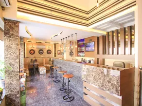 FabHotel Solitaire Inn - Image 2