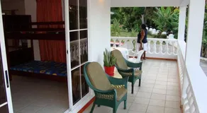 Rowsvilla Guest House - Image 3