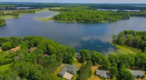 Lakefront Home, lake views, Casual Elegance, Scrapbooking! - Image 4