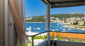 SeaView Guesthouse - ZF Hvar - Image 3