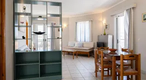 Medousa Studio & Apartments - Image 3