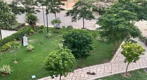 Luxurious and hotel-like accommodation with garden view - Image 3
