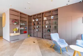 Home Inn Neo Qingdao Jimo Ancient City Baolong Plaza - Image 3