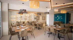El Chalet - Image 3