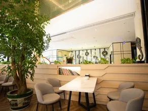 Xin Kai Yue Hotel - Image 3