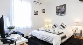 Bagi apartment in old town center - Image 2