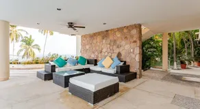 Private villa, 6 bedrooms, 2 pools with views - Image 3