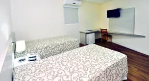 Hotel Hetropolis - Image 2