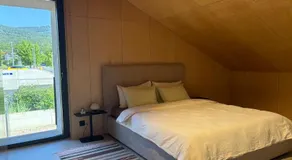 Loft 1819 - Image 2