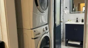Charming 2 Bedroom Fully Loaded Apartment with Washer and Dryer - Image 3
