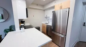 Beautiful Apt in the Heart of Pentagon City - Image 2