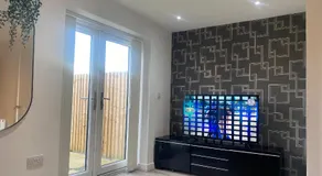 Eaglet luxury home - Image 2