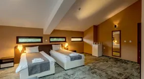 Balkan Hotel - Image 2
