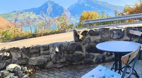 Ruhiges Studio mit Aussicht fast bis nach Interlaken - Image 3
