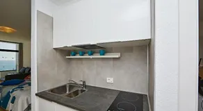 Ocean View Apartment - Image 4