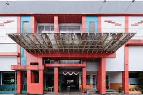 Urbanview Hotel Niraz Banjarmasin by RedDoorz - Image 5