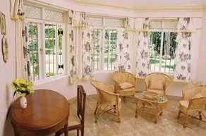 Manor House Boutique - Image 3