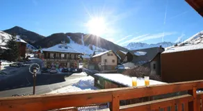 \"Chalet Changalan\" Stor lejlighed med lagner inkluderet til 6 pers. - Image 4